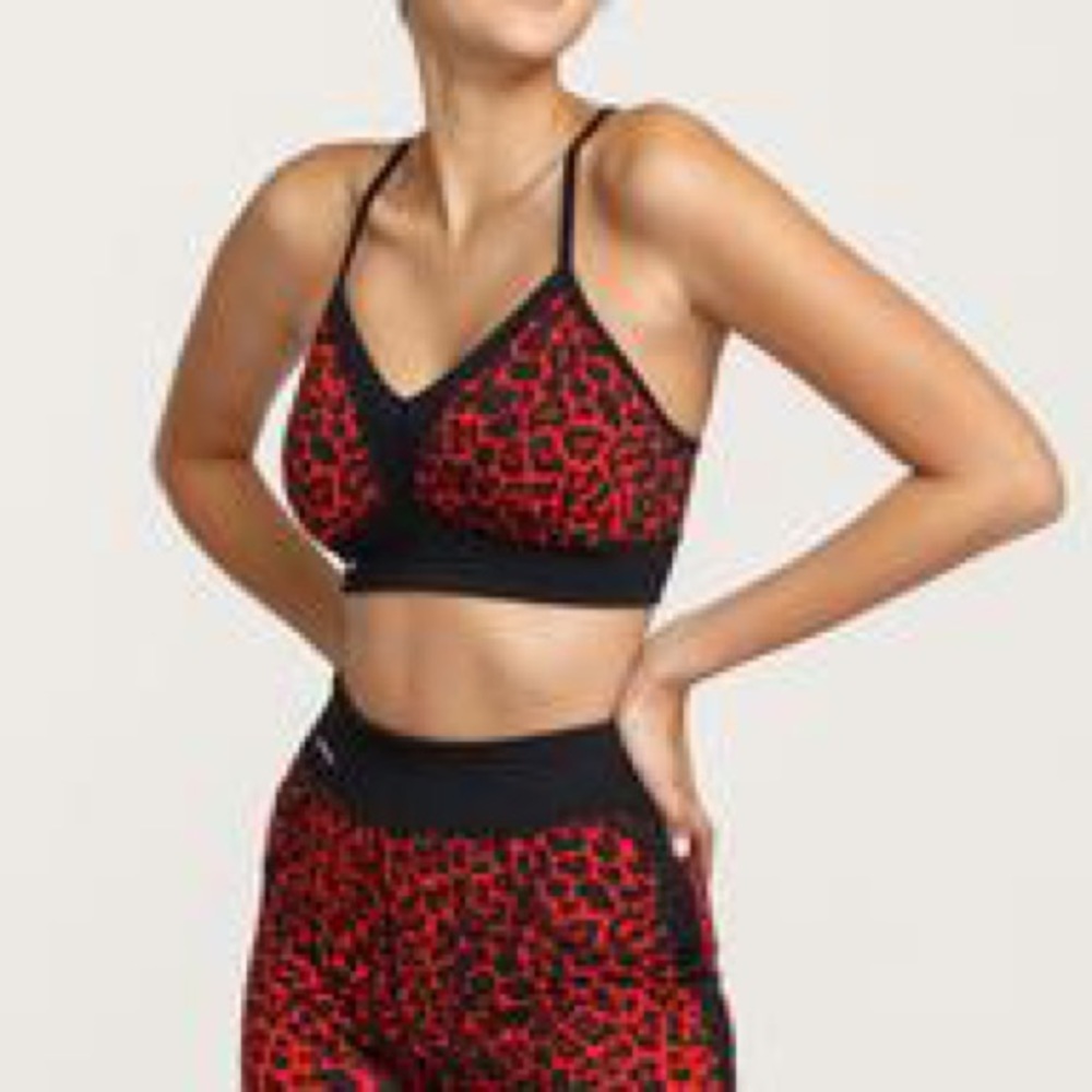 UNBRIDLED Mia Reversible Sports Bra